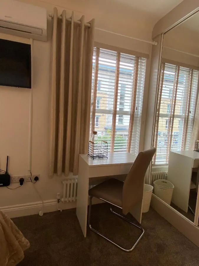 Luxury Home Spa Villa Sauna Jacuzzi Excel Canary Wharf Zone 2 London